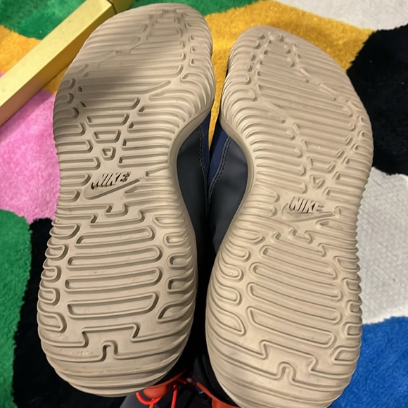 Gently used Nike for men blue and orange ACG worn twice and well maintained - Picture 8 of 8